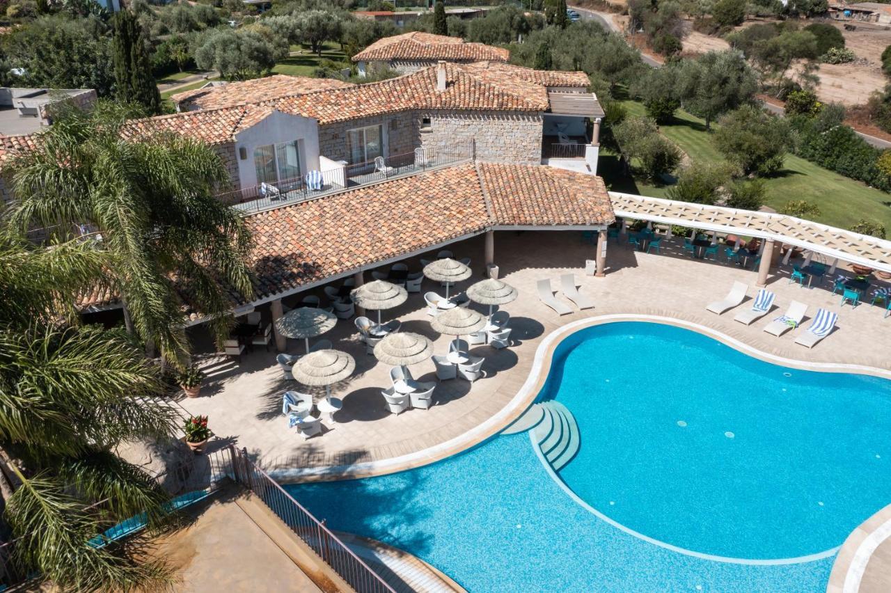 Villas Resort Wellness & Spa Castiadas Buitenkant foto